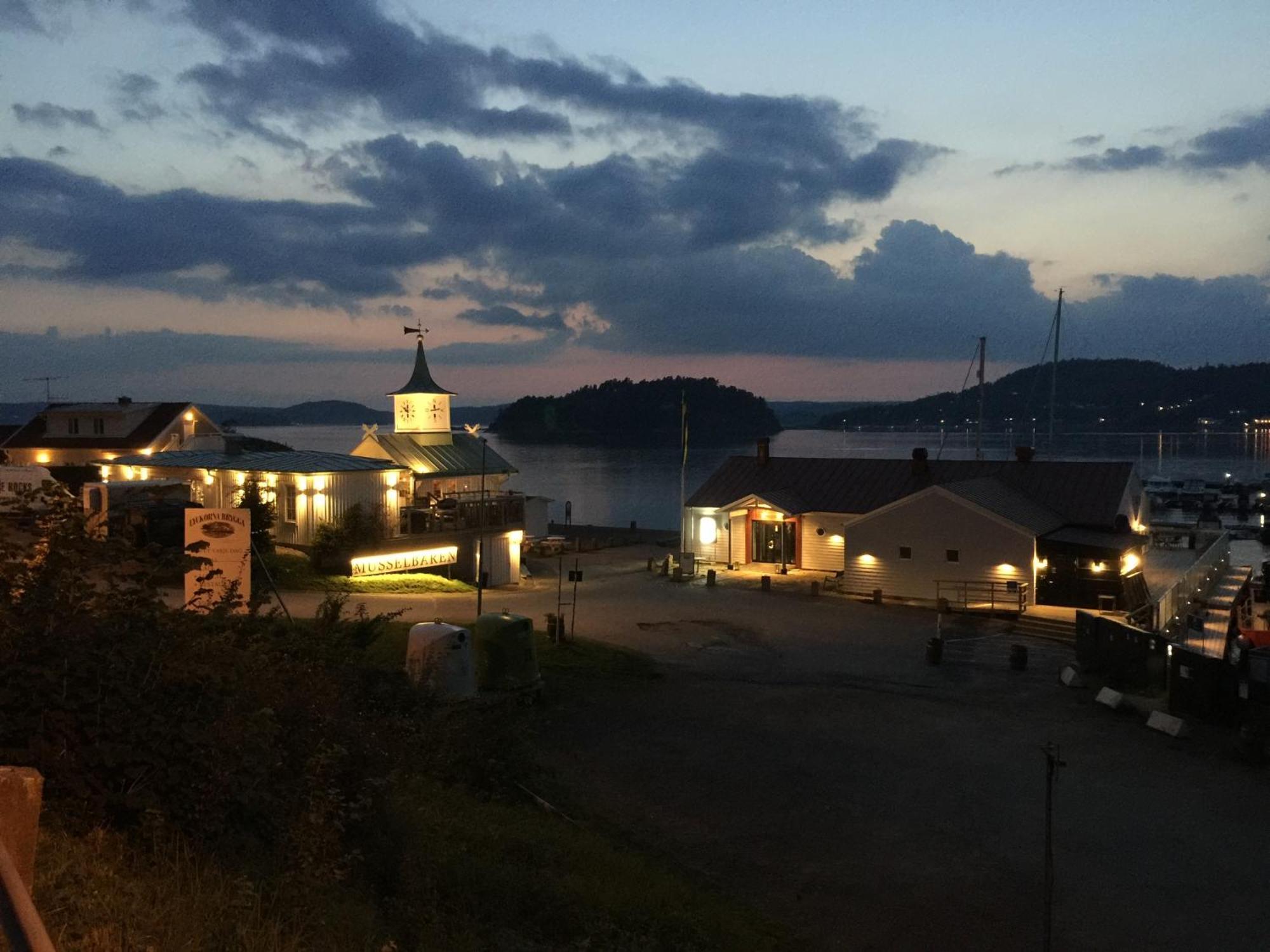 Lilla Saturnus Villa Ljungskile Kültér fotó